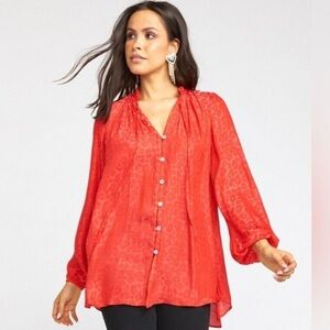 Show Me Your Mumu Alicia Top
Red leopard print